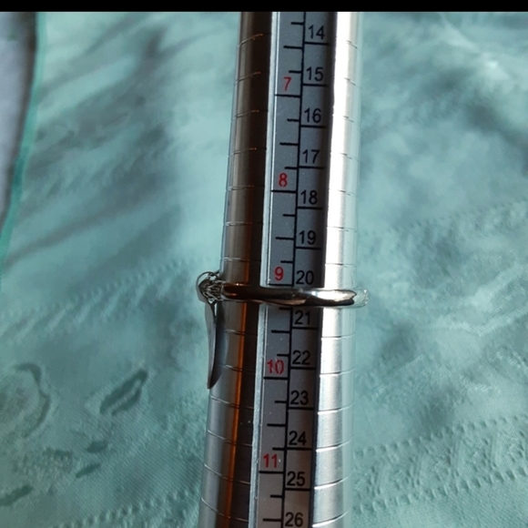 Stunning Sapphire Statement Ring - Picture 4 of 7